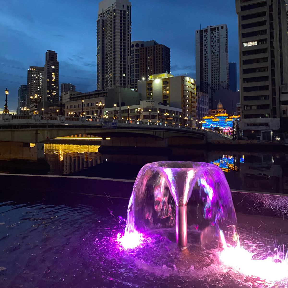 30pasig_river_esplanade